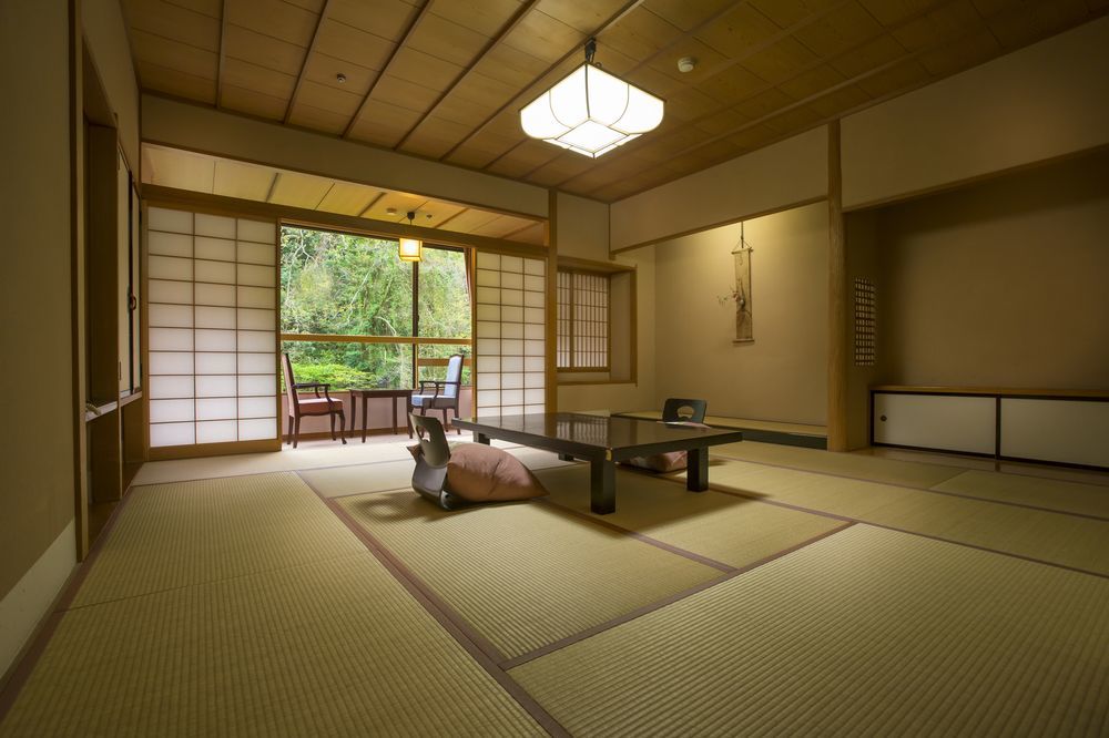 ホテル 山中温泉 お花見久兵衛 加賀市 エクステリア 写真